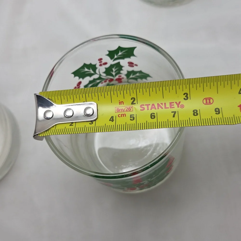 Indiana Holly Christmas Tumbler Glasses - Picture 5 of 11